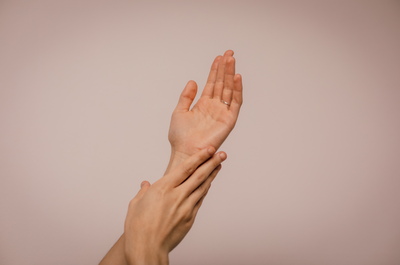Your No-Frills Easy Guide To How To Do Self Body Massage